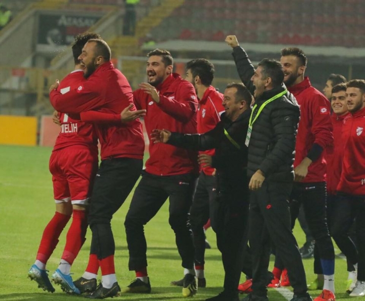 Tff 1. Lig: Boluspor: 3 - Keçiörengücü: 1