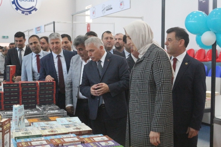 Merakla Beklenen Fuar Kapılarını Açtı