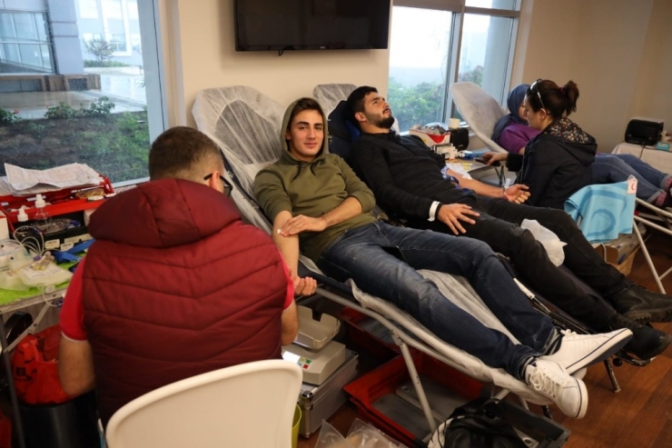 Samsun Üniversitesi Kan Verdi