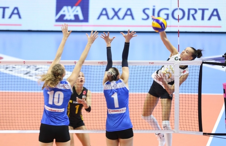 Vakıfbank’tan Ligde Dördüncü Zafer