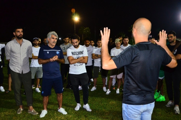 Adana Demirspor Taraftarları Tesislere Akın Etti