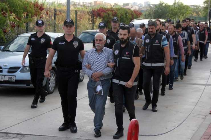 Kalpazan Baba Oğul Tutuklandı