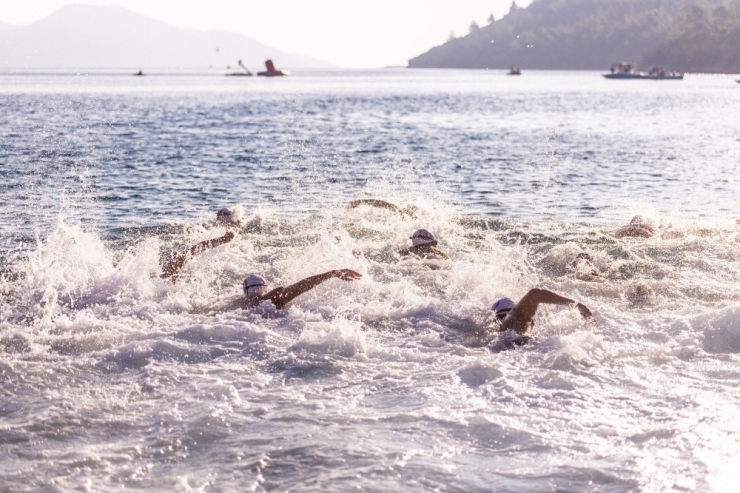 11’inci Uluslararası Arena Aquamasters Yüzme Şampiyonası Başladı