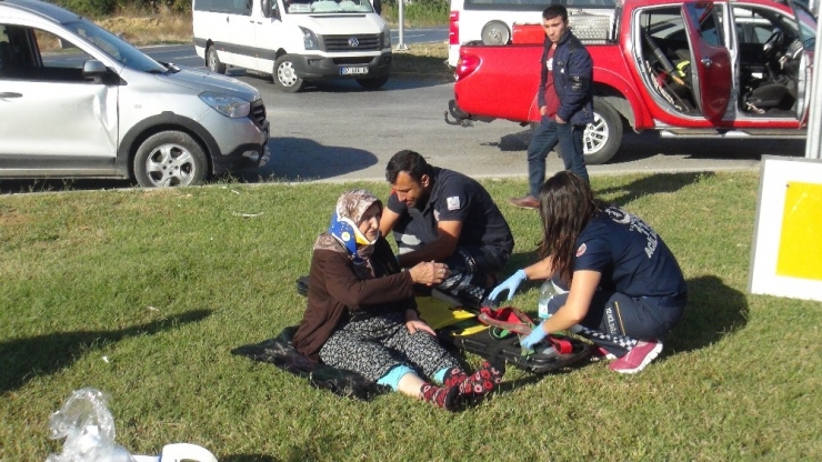 Antalya’da Trafik Kazası: 4 Yaralı