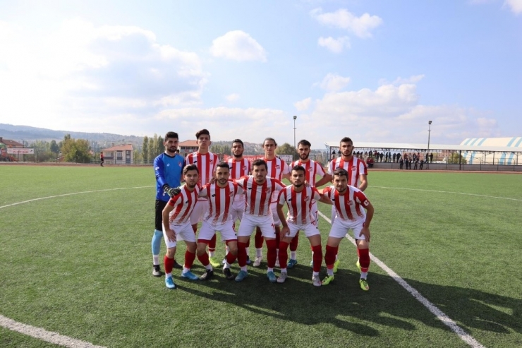 Bilecikspor 90’da Güldü