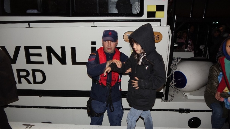 Çanakkale’de 96 Düzensiz Göçmen Yakalandı