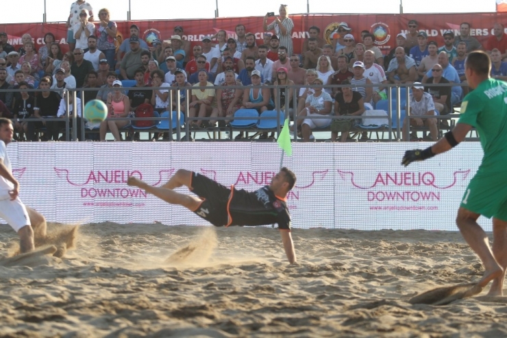 Dünya Kulüplerarası Plaj Futbolu Şampiyonası Final Heyecanı Yarın