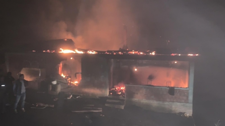 Giresun’da Ev Yangını: 2 Ölü