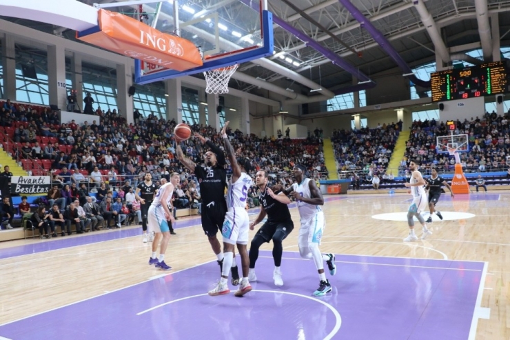 Ing Bank Basketbol Süper Ligi: Afyon Belediyespor: 73 - Beşiktaş Sompo Sigorta: 68