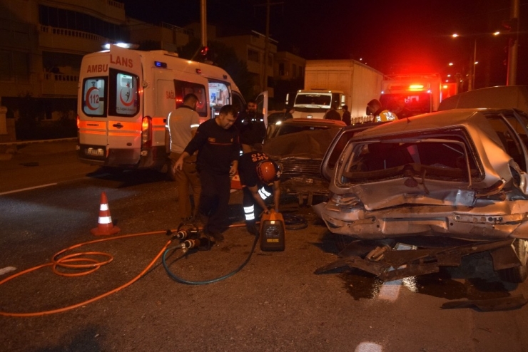 İzmir’de Trafik Kazası: 1 Ölü, 5 Yaralı