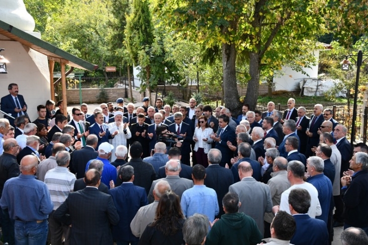 Restore Edilen Cami İbadete Açıldı