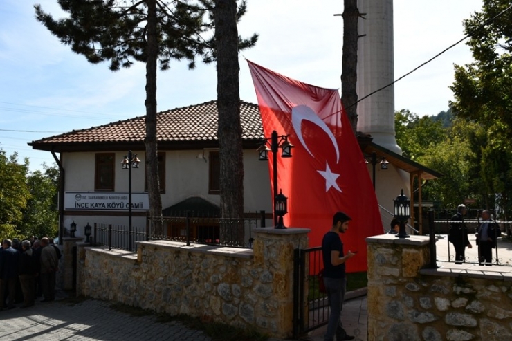 Restore Edilen Cami İbadete Açıldı