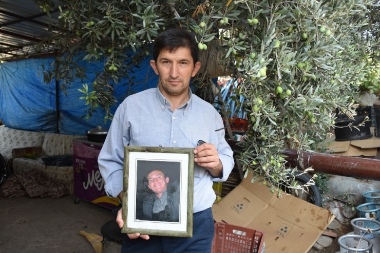 25 Yıldır Ağabeyini Arıyor