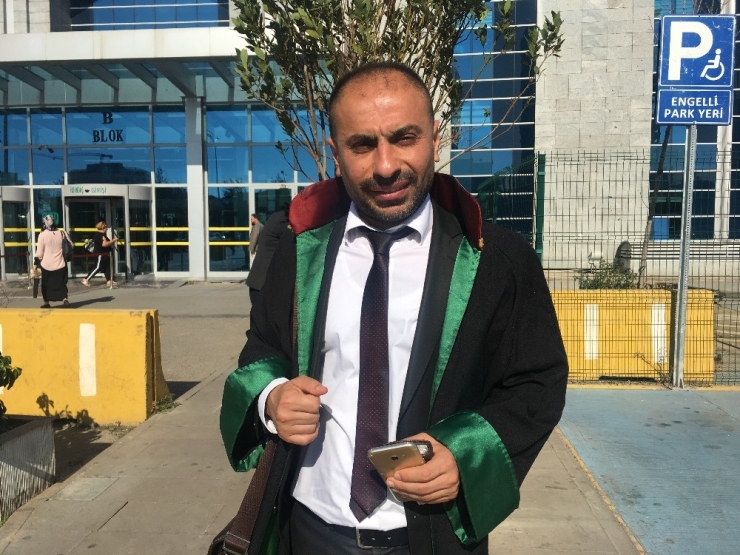 Mübaşirlikten Avukatlığa Uzanan Başarı Hikayesi