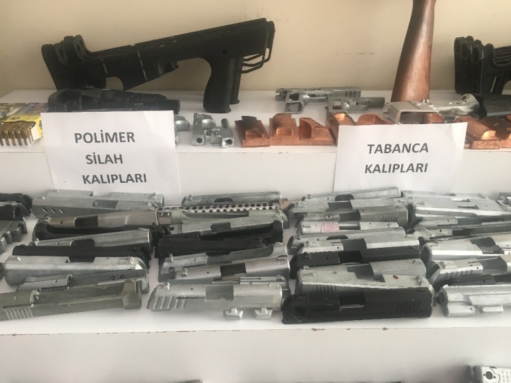 Silah Kaçakçılığından 83 Kişi Gözaltına Alındı