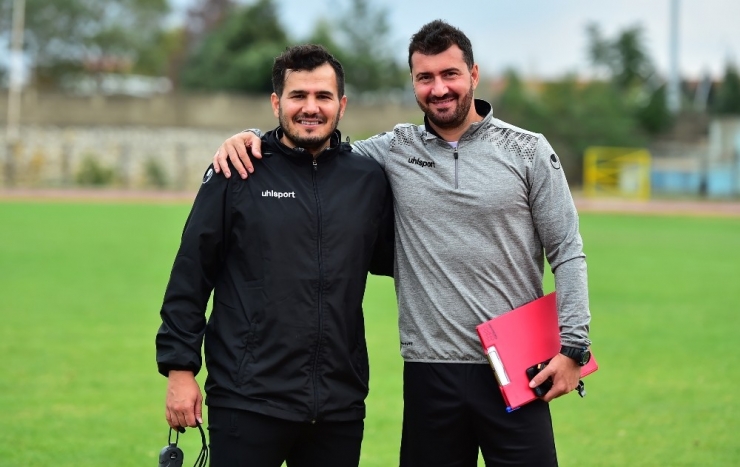 Uşakspor’da Teknik Direktör Tolga Doğantez İstifa Etti