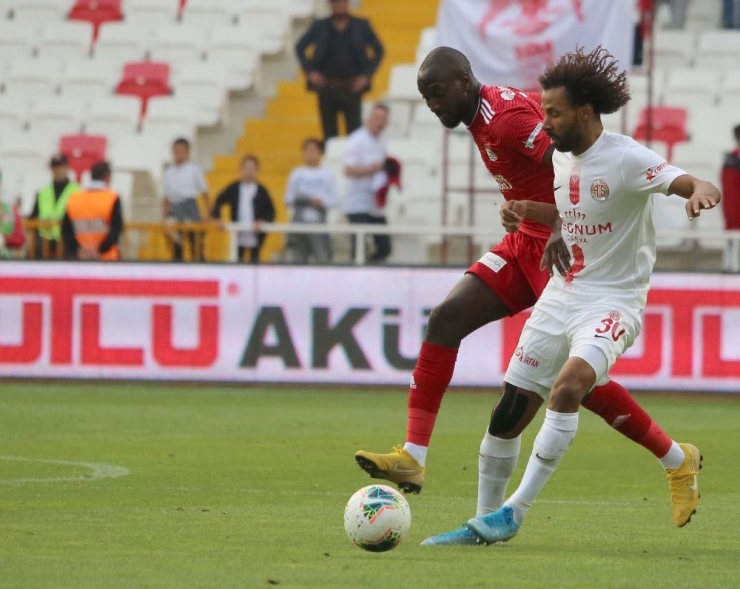 Süper Lig: Dg Sivasspor: 2 - Antalyaspor: 1 (Maç Sonucu)