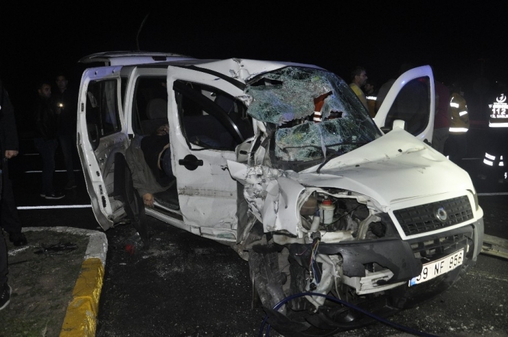 Kavşakta Feci Kaza: 1 Ölü