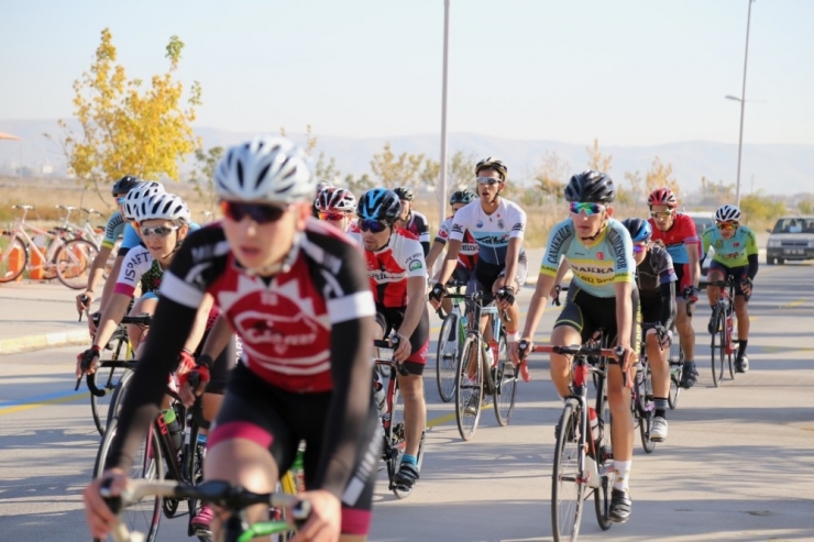 Türkiye Bisiklet Şampiyonası Aksaray’da Start Aldı