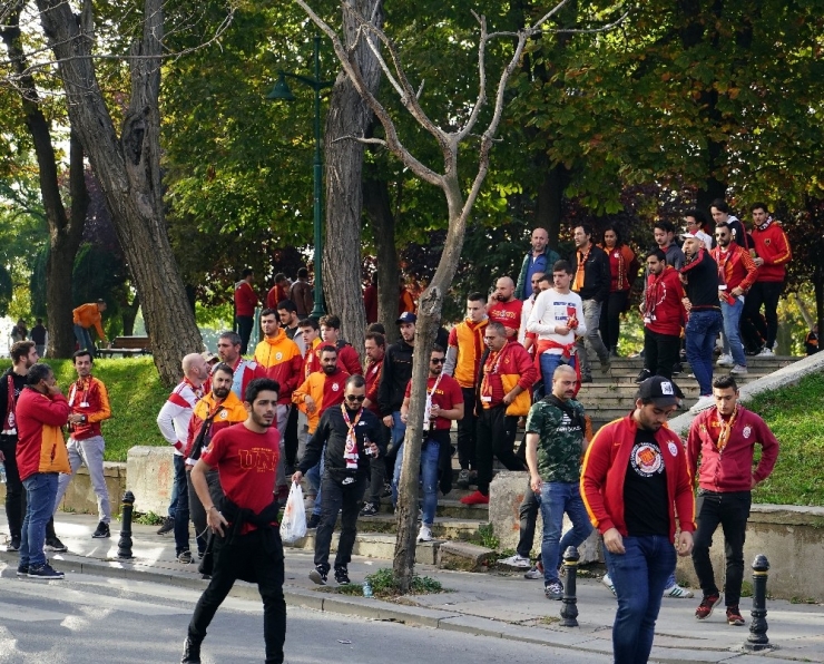 Galatasaray Taraftarı Beşiktaş Park’ta