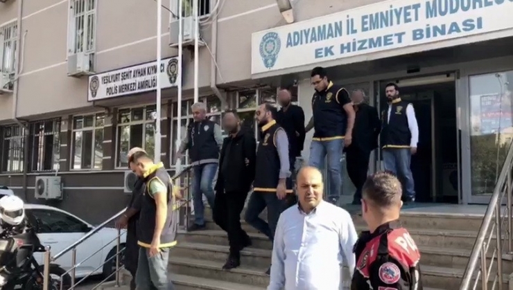 İki Kadının Sır Dolu Ölümünde Gözaltına Alınanlar Adliyede