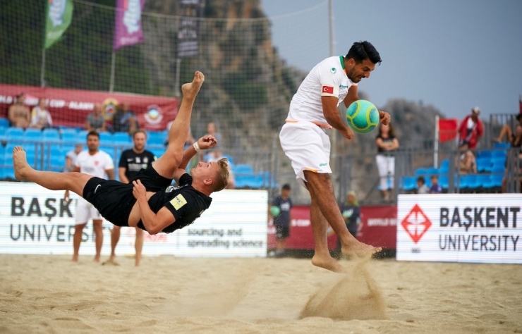 Dünya Kulüplerarası Plaj Futbolu’nda Şampiyon Flamengo