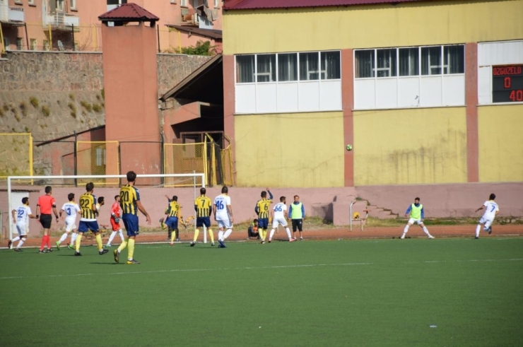 Özgüzeldere Spor Evinde Mardin Ekibine Yenildi