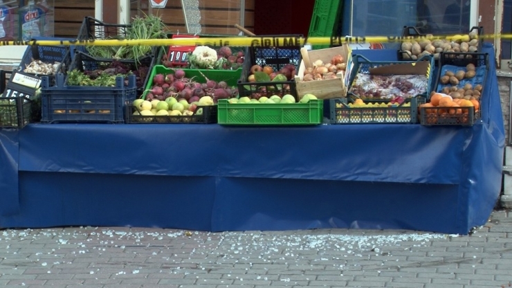 Husumetli Şahıslar İş Yerinde Dehşeti Yaşattı