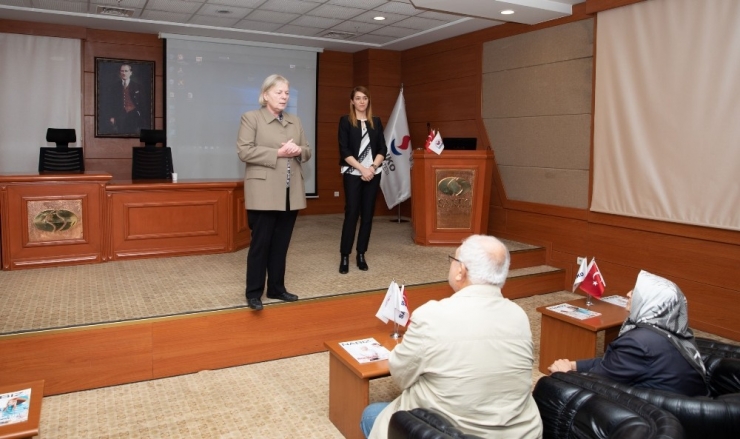 Demans Hasta Okulu Düzenlendi