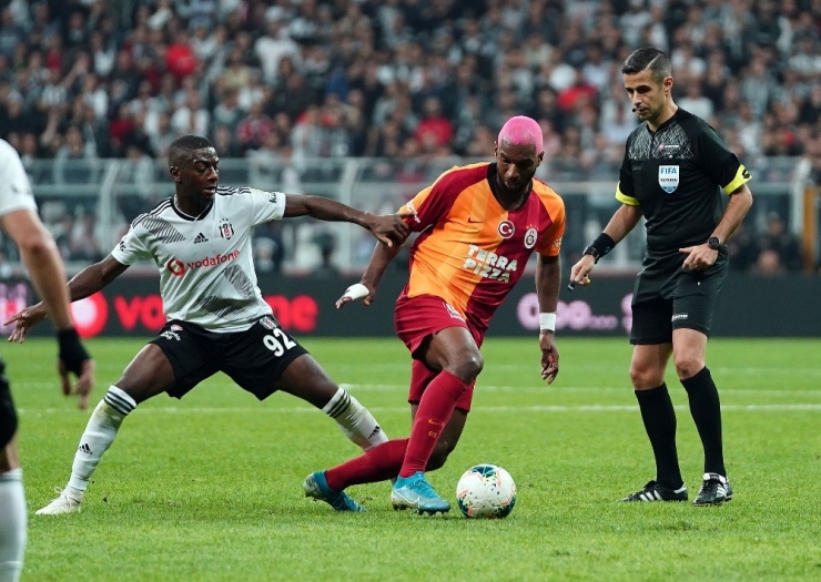 Ryan Babel Islıklandı