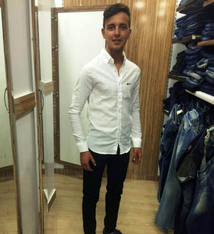 İzmir’de Otomobille Motosiklet Çarpıştı: 1 Ölü, 1 Yaralı