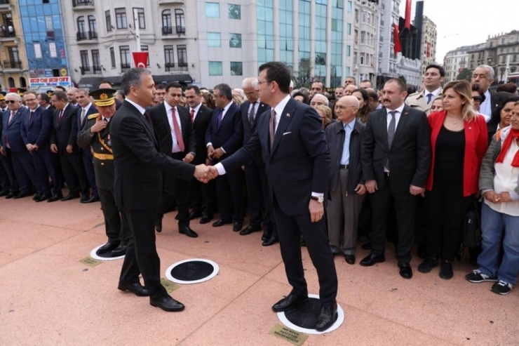 Taksim’de 29 Ekim Cumhuriyet Bayramı Töreni