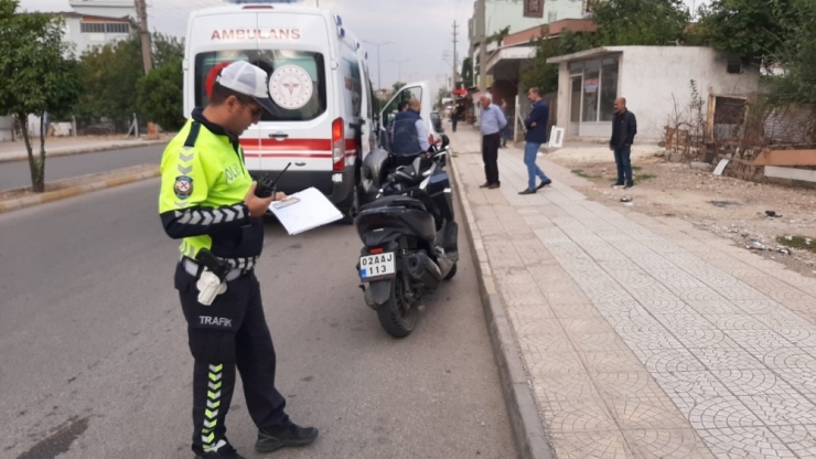 Otomobil İle Motosiklet Çarpıştı: 1 Yaralı