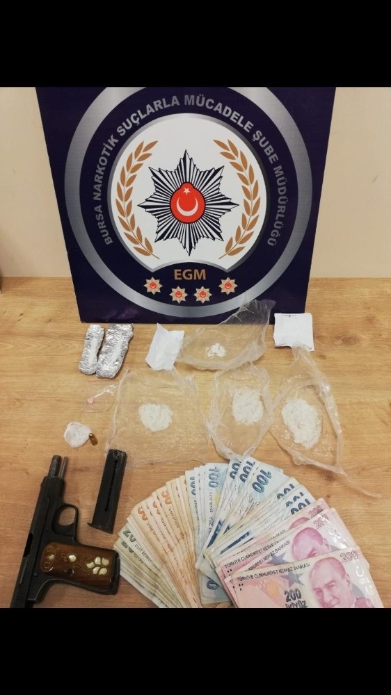Bursa’da Uyuşturucu Operasyonu: 19 Gözaltı