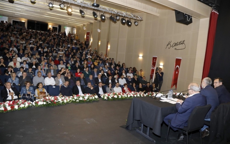 Çankaya Cumhuriyet Konferanslarına Yoğun İlgi