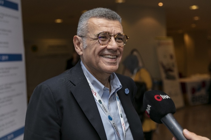 Prof. Dr. Ferman: “Diş Hekimliği Doğrudan Hayat Kalitesini Etkileyen Bir Meslektir”