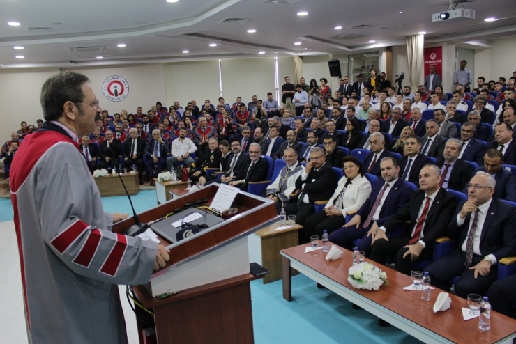 Hisarcıklıoğlu’na Fahri Doktora Unvanı