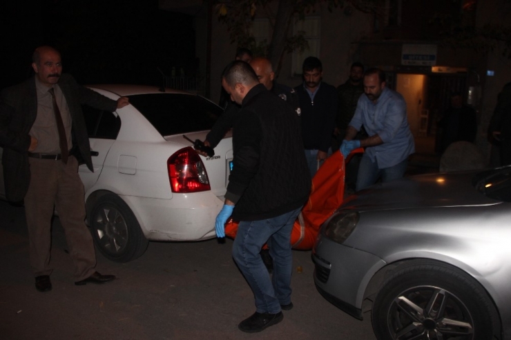 2 Çocuk Annesi Kadın Çocuğunun Gözleri Önünde Öldürüldü