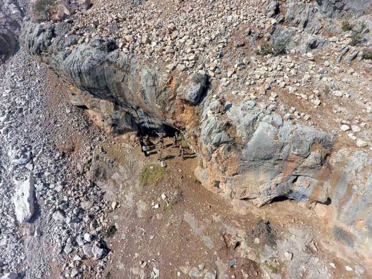 Jandarmadan Definecilere Suçüstü