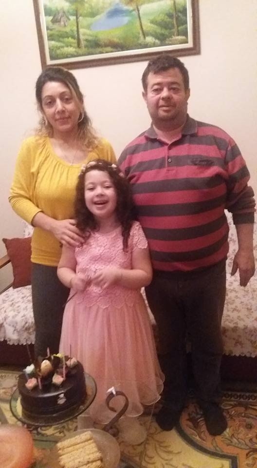 Okula Giderken Araba Çarpan Küçük Öğrenci Ağır Yaralandı