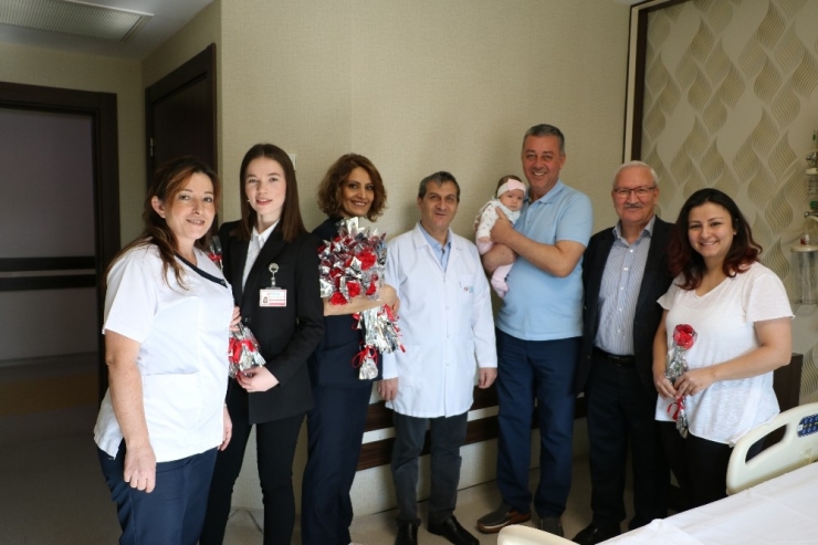 Hastalar, Hak Ve Sorumluluklarını Öğrenmeli