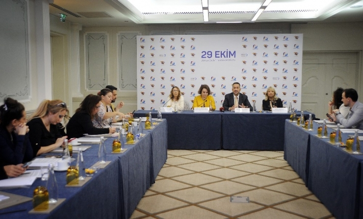 Prof. Dr. Gürer: “Stres, Sigara Ve Obezite Sedef Hastalığını Tetikliyor”