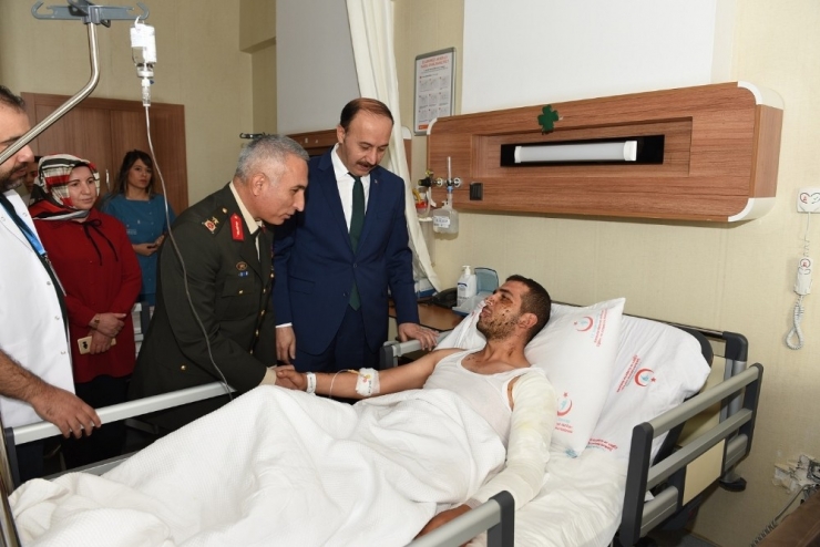 Barış Pınarı Harekatı Gazilerine Ziyaret