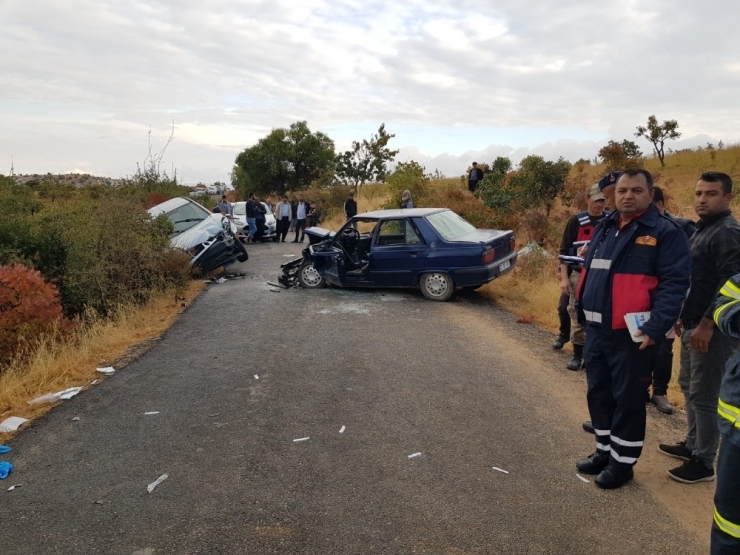 Besni’de Trafik Kazası: 6 Yaralı