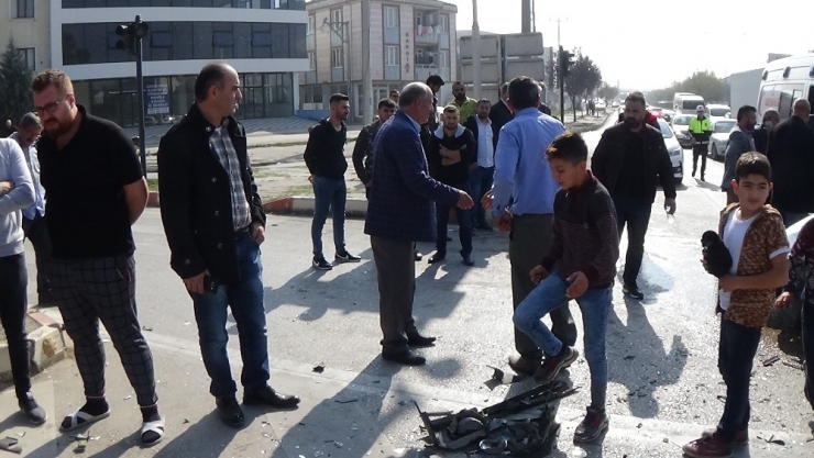 12 Yaşındaki Çocuk Kazada Yaralandı, Annesini Sayıkladı