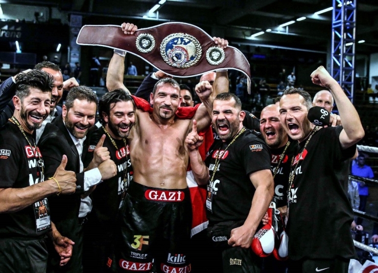 Fırat Arslan, Dünya Rekoru İçin Ringe Çıkıyor