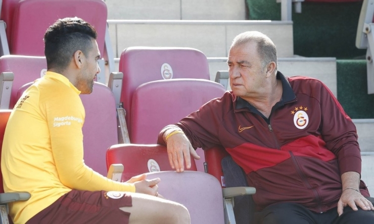 Galatasaray, Rizerpor Maçı Hazırlıklarını Sürdürdü