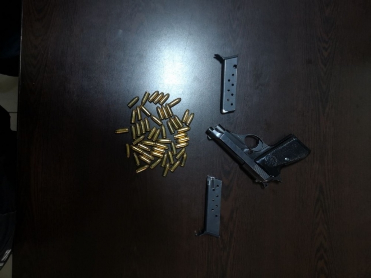 Gaziantep’te Çok Sayıda Suçlu Ve Suç Aleti Yakalandı