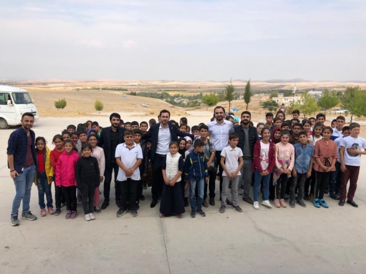 İzmir’den Gönüllere