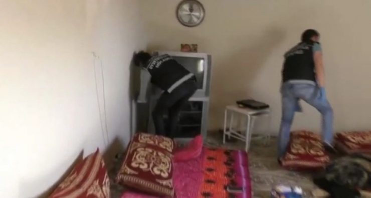 Mardin’de Zehir Tacirlerine Özel Harekat Destekli Şafak Operasyonu